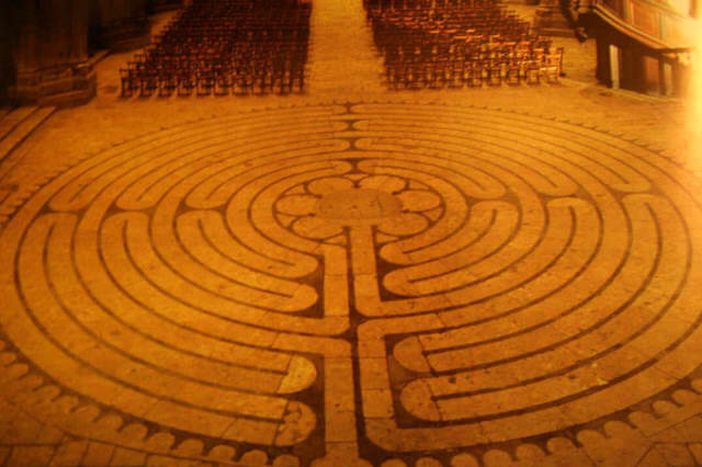 labirint chatres catedrala